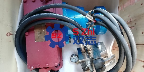 <i style='color:red'>煤机配件厂家</i>分析刮板输送机液压紧链器作用_河南双志