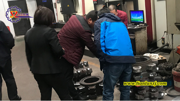 刮板机配件老客户介绍新客户来我双志做客